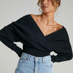 NWT Petra top - long sleeve wrap ribbed knit top; BLACK; Size: XS